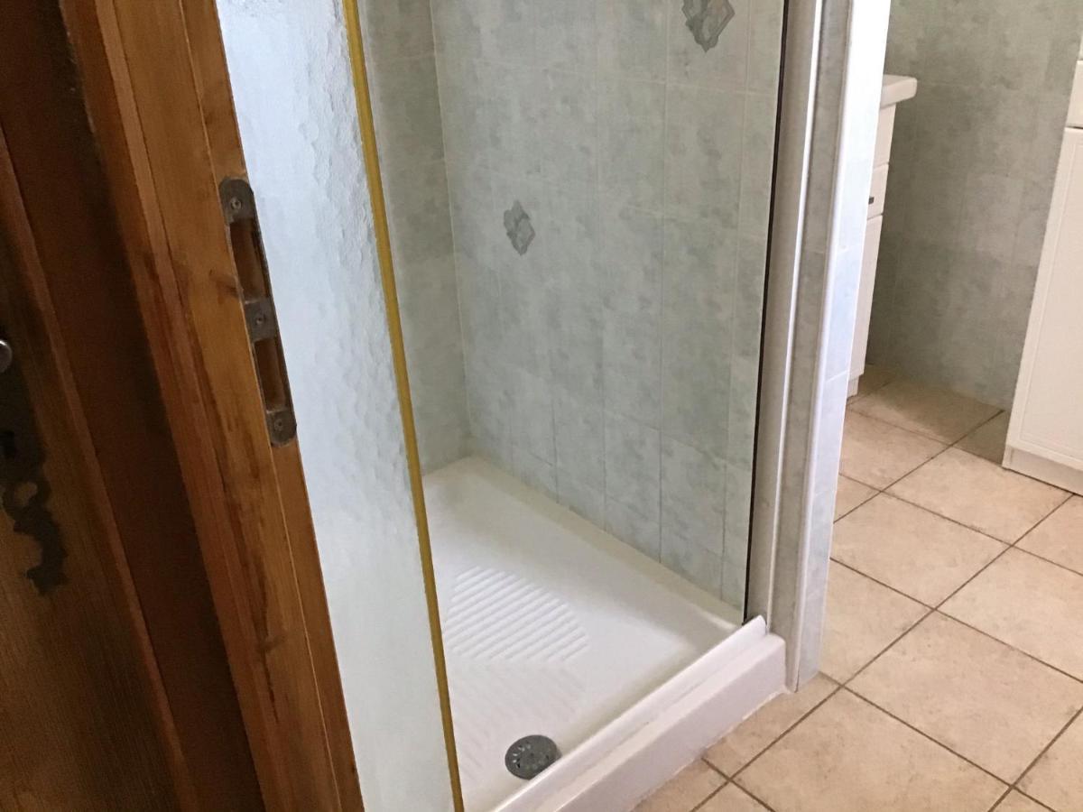 Gite Les Oliviers 10 Pers Piscine Au Calme 4 Etoiles Saint-Laurent-la-Vernède Exteriör bild