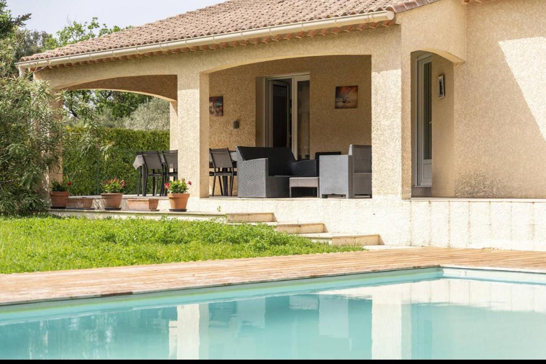 Gite Les Oliviers 10 Pers Piscine Au Calme 4 Etoiles Saint-Laurent-la-Vernède Exteriör bild